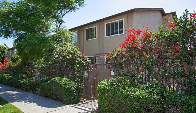 Artsy home near Downtown and Balboa Park