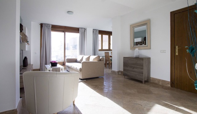 Arturo Soria - 2 bedrooms with pool and parking - 06