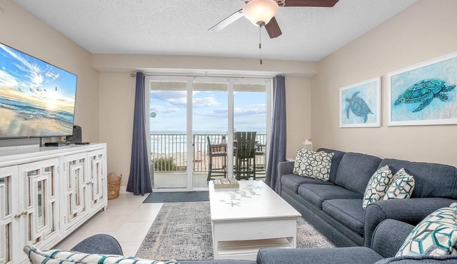 Aruba Beachside Escape First Floor Oasis - FALL AND WINTER DATES ON SALE!