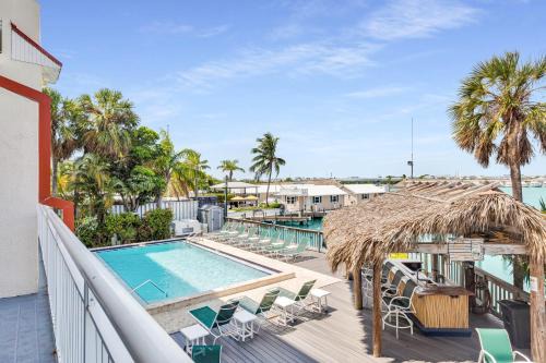 Aruba - Downtown Waterfront 2x2 Dock & Pool Pet-Friendly