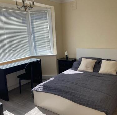 Arundel Road, RM30RX