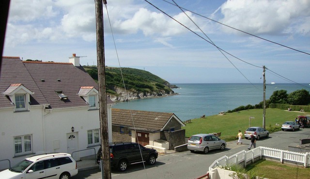 Arwel, Aberporth - Three Bedroom Cottage, Sleeps 6