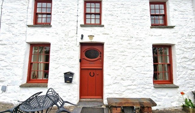 Arwel, Llangrannog - Two Bedroom Cottage, Sleeps 4
