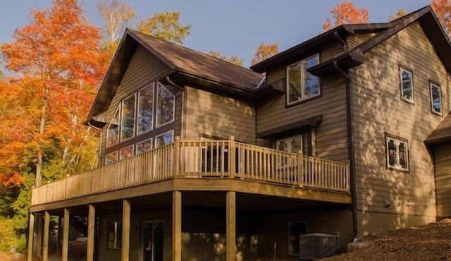 As seen in Door County Magazine! Private, Family Friendly, Sat TV, WiFi