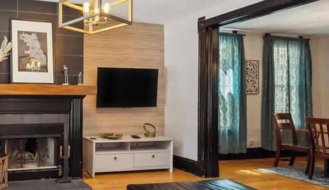 As Seen on TV: Safest Area Lincoln Park Duplex