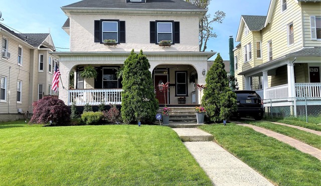 Asbury Park - Best Location - Short walk to beach and downtown!