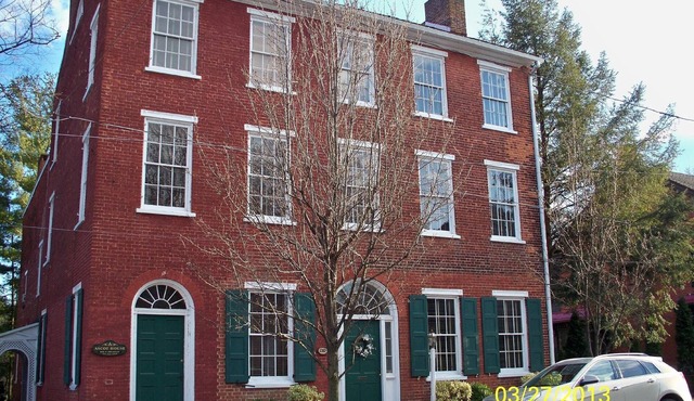 Ascot Bed & Breakfast Sleeps up to 16+
