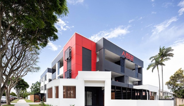 Ascot Budget Residences - Close to Brisbane Airport & Racecourses