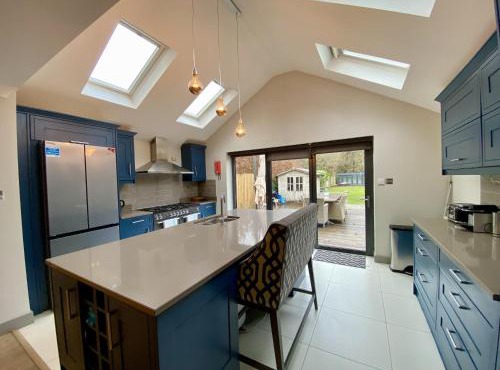 Ascot stunning and modern 4 bedroom town house with 156 sq ft garden office 28