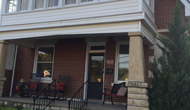 Ash Creek Guesthouse - Downtown Historic Hermann