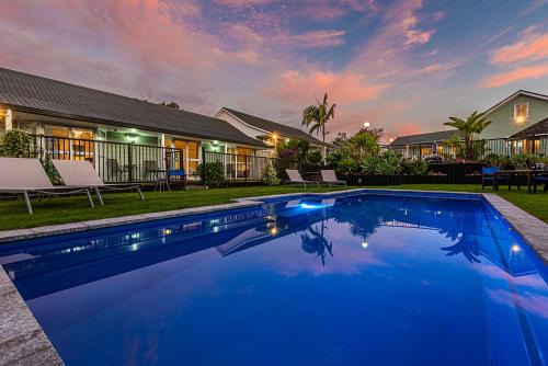 Ash Grove Boutique Motel