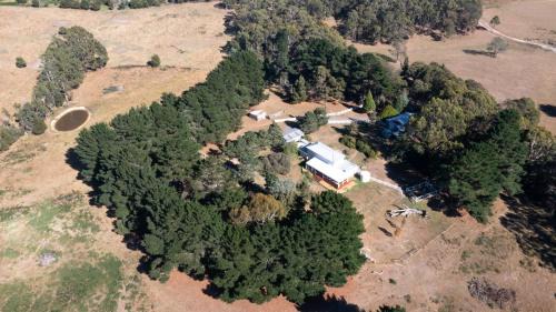 Ashbourne Farmhouse Near Woodend