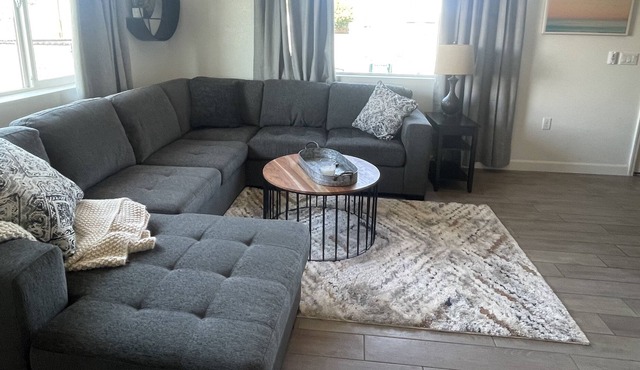 Ashe Westshore Bungalow #2! Centrally located by lake, golf courses & sand dunes