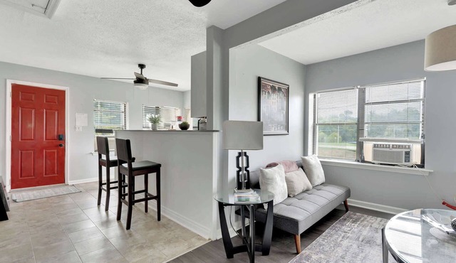 Asher’s Urban Escape