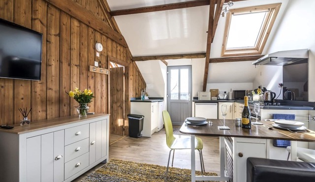 Ashgrove Farm - 1 Bedroom Apartment - Llawhaden