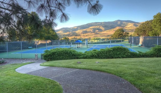 Ashland 2 Double Suite w/Gym & pool