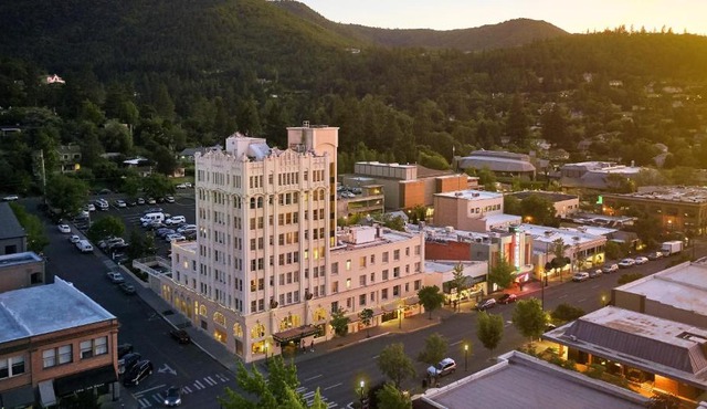 Ashland Springs Hotel