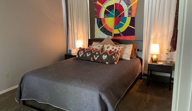 Ashley’s Relaxing Private Hideaway - Recharge! Reconnect! @ I-5 exit 670