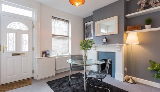 Ashton House Luton Accommodation