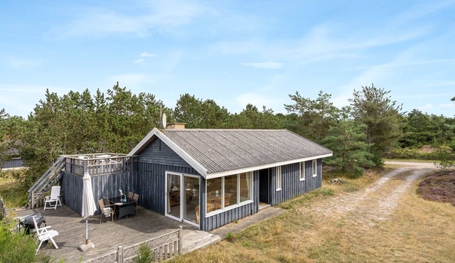 "Asmara" - 200m from the sea by Interhome