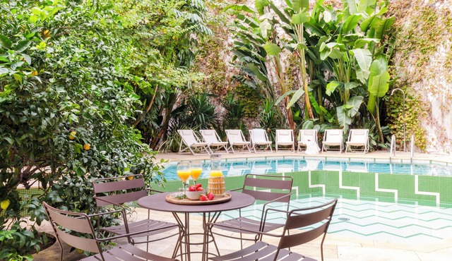Aspasios City Oasis Apartments