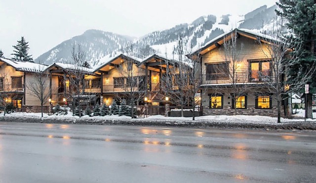 Aspen 1BR Condo prime location