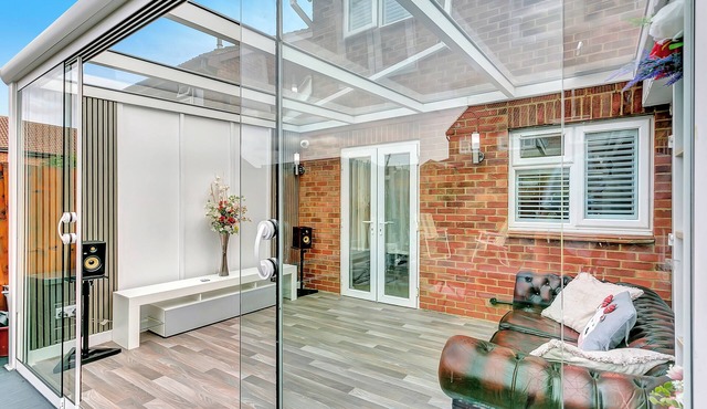 Aspen Cl – Cozy Double Room in Shared Apartment