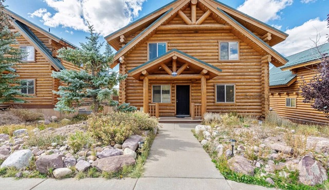 Aspen Creek Cabin | Pool | Hot Tub | Snowmobiling