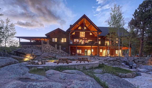 Aspen Falls 20-NCD0226 Private 30 acre luxury estate, sleeps up to 28