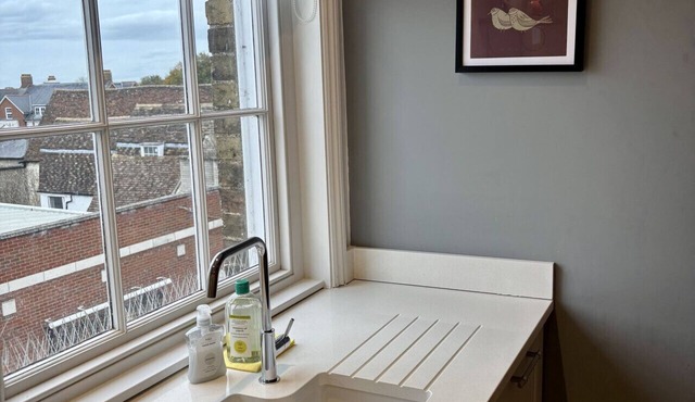 Aspen - free parking -Grade Ii listed- second