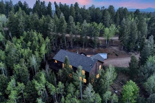 Aspen Grove Lodge
