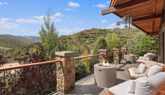 Aspen Luxury 4 bedroom Mountain Retreat