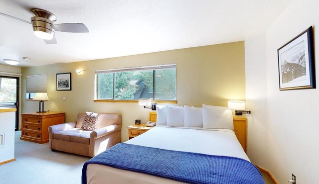 Aspen Mountain Lodge 211