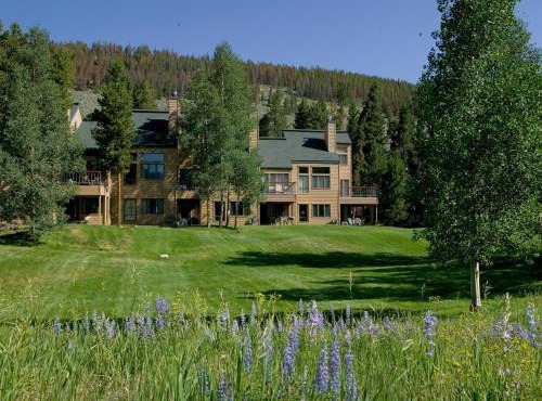 Aspen Ridge Condominiums by Vail Resorts