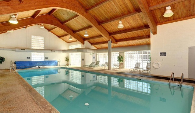 Aspen Ridge Condominiums by Vail Resorts