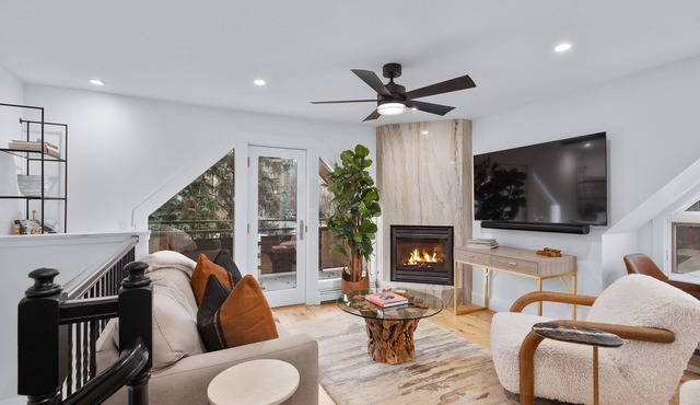 Aspen Townhouse West Unit 1 | Fully Renovated & Steps from Downtown