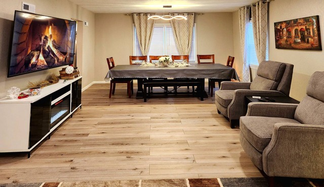Aspen Villa-Country Club, Augustana, USF & Sanford Med.