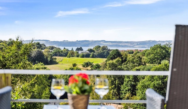 "Asta" - 1km from the sea by Interhome