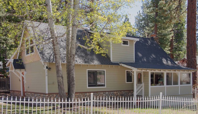 Aster by AvantStay | Classic Kings Beach Cottage In The ♡ Of North Shore