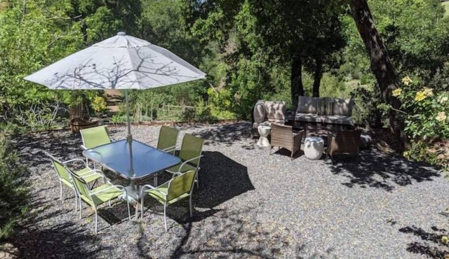 Asti Ridge Ranch - Private One Bedroom Cottage