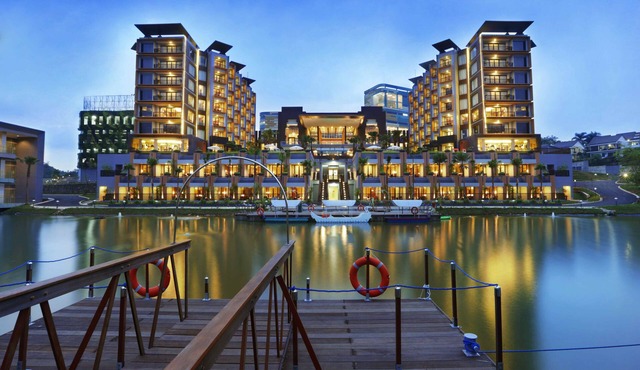 Aston Sentul Lake Resort & Conference Center
