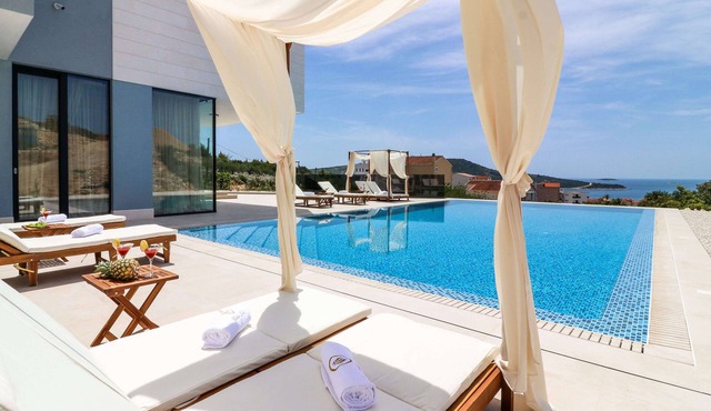 Astonishing villa Golden Lion in welcoming Primošten with spectacular view