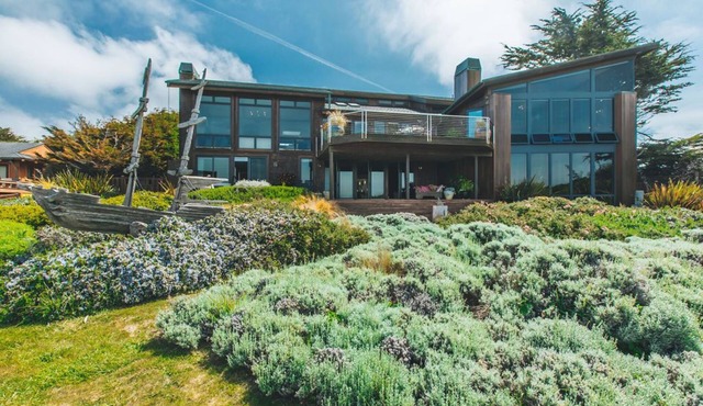 Astounding Oceanfront Property In Mendocino