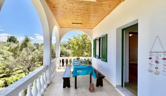 Astra Beach House in Astrakeri Bay