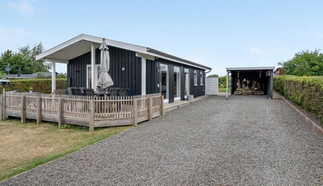 "Asya" - 600m from the sea by Interhome