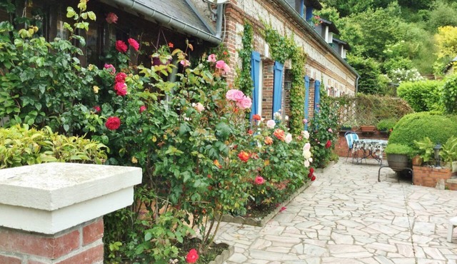 At 200 meters FROM THE BEACH, QUIET, ETRETAT REGION, FREE WIFI, PRIVATE PARKING
