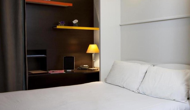 At Home Appart Hotel
