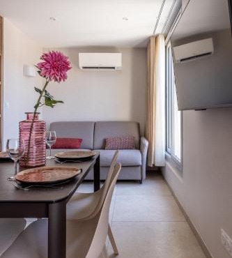 At home in Clermont, Place de Jaude