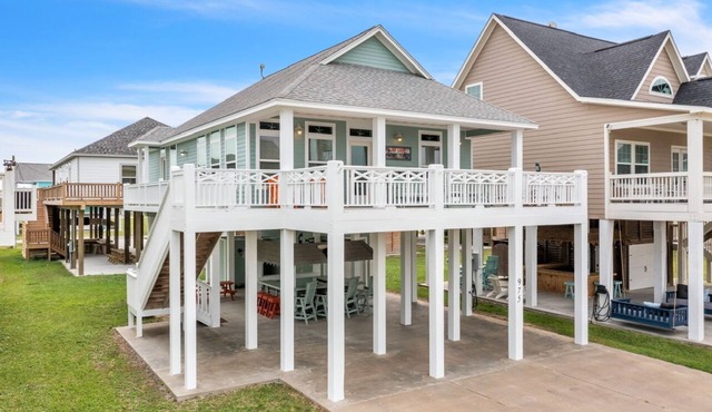 At Last - 3 Bedrooms - 2 Baths - Sleeps 12