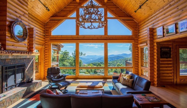 At Last Lodge | Pet Friendly Log Cabin with Hot Tub, Grill + VIEWS!
